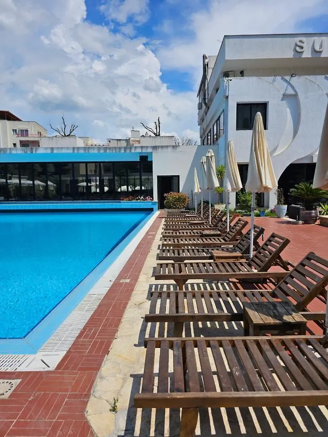 Sunborn Hotel Golem   Golem (Tirana)