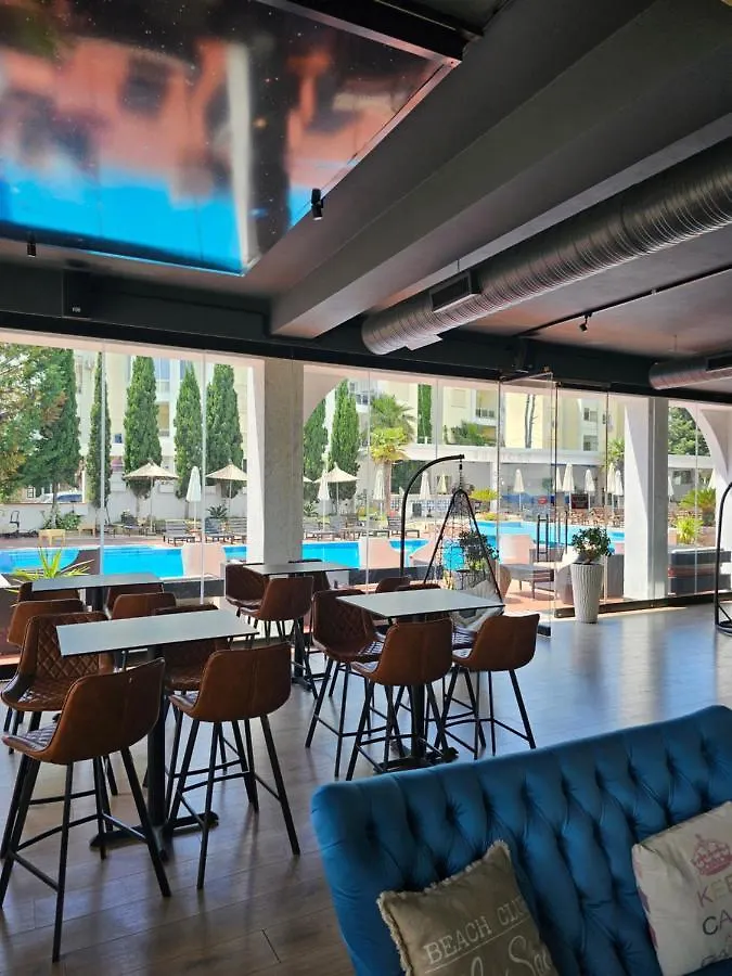 Sunborn Hotel Golem  3*, Golem (Tirana)
