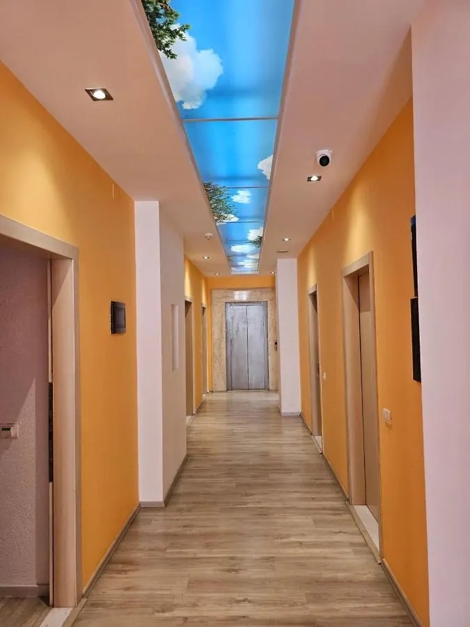 Sunborn Hotel Голем